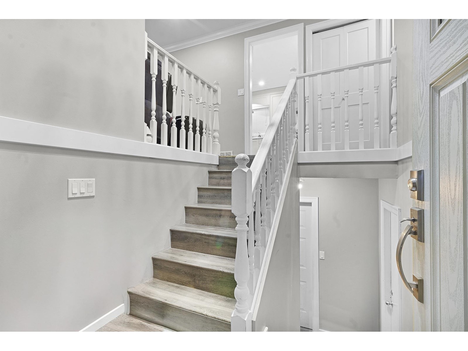 Property at 3462 OKANAGAN DRIVE image 3
