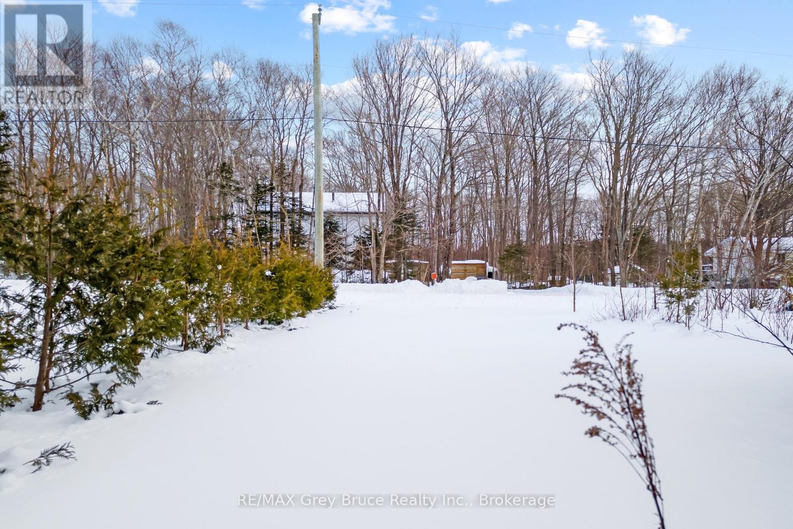 57 Maple Golf Crescent, Northern Bruce Peninsula, Ontario  N0H 2R0 - Photo 15 - X11956564