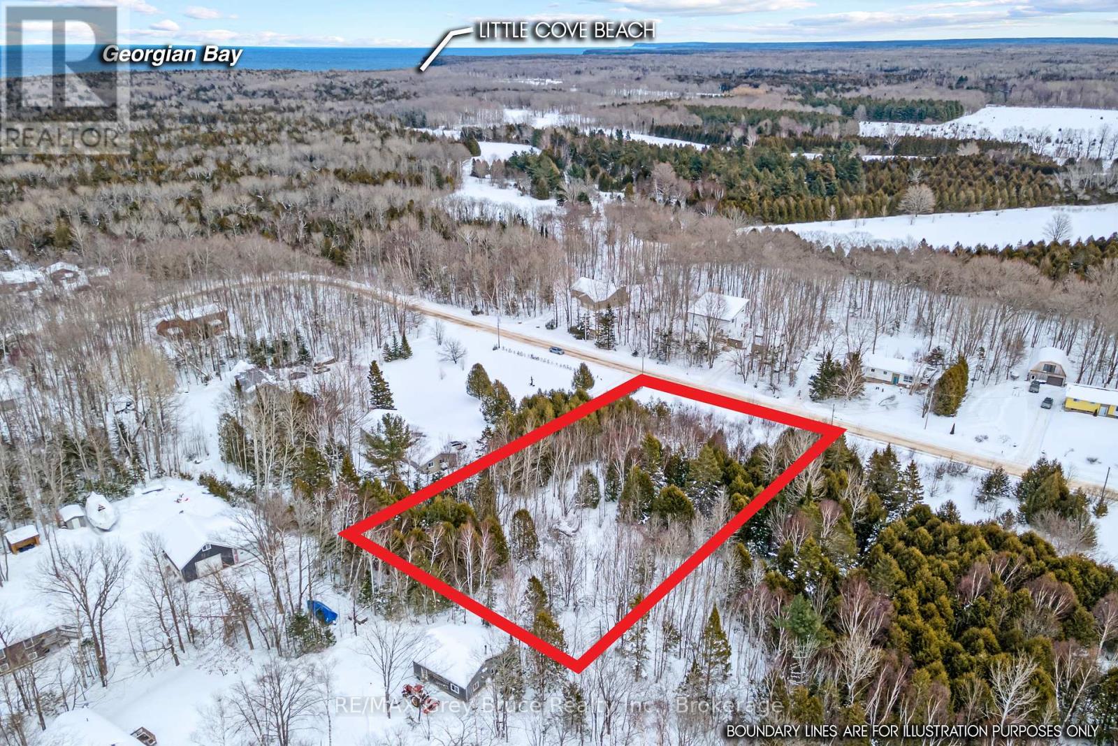 57 Maple Golf Crescent, Northern Bruce Peninsula, Ontario  N0H 2R0 - Photo 2 - X11956564