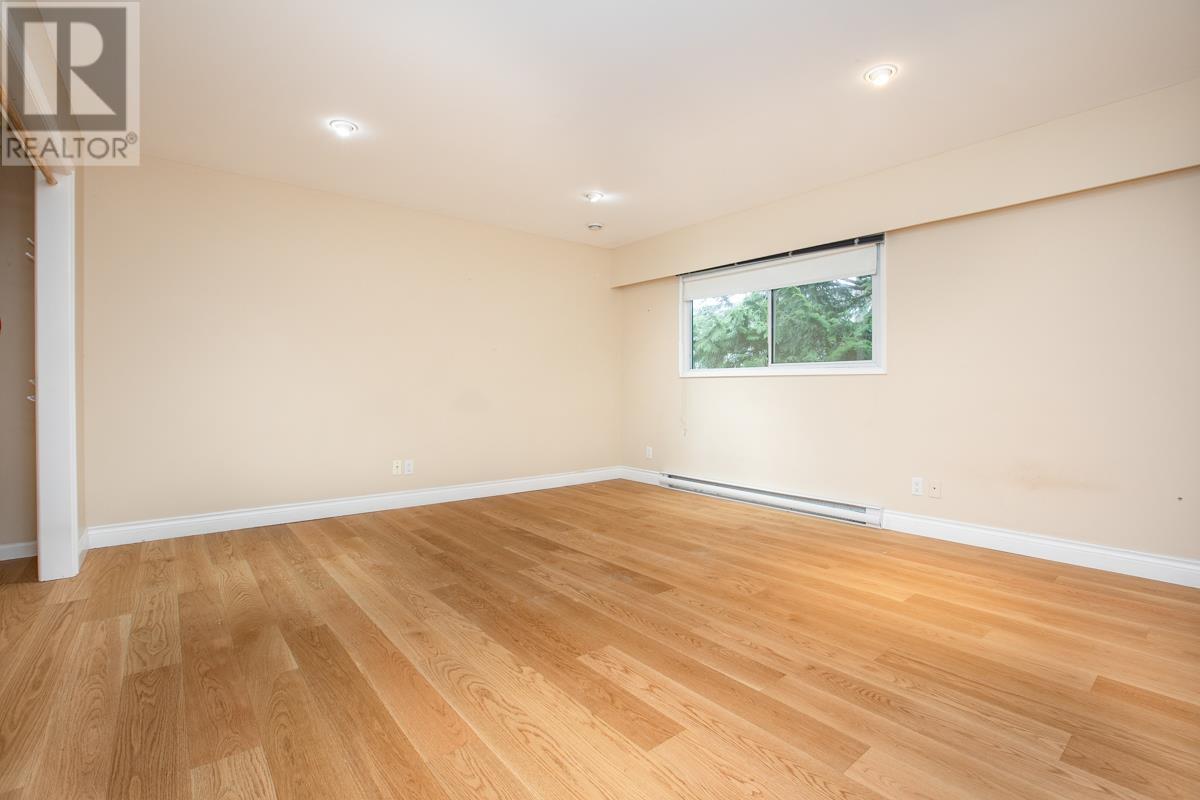 5065 1 Avenue, Delta, British Columbia  V4M 1B4 - Photo 8 - R2963398