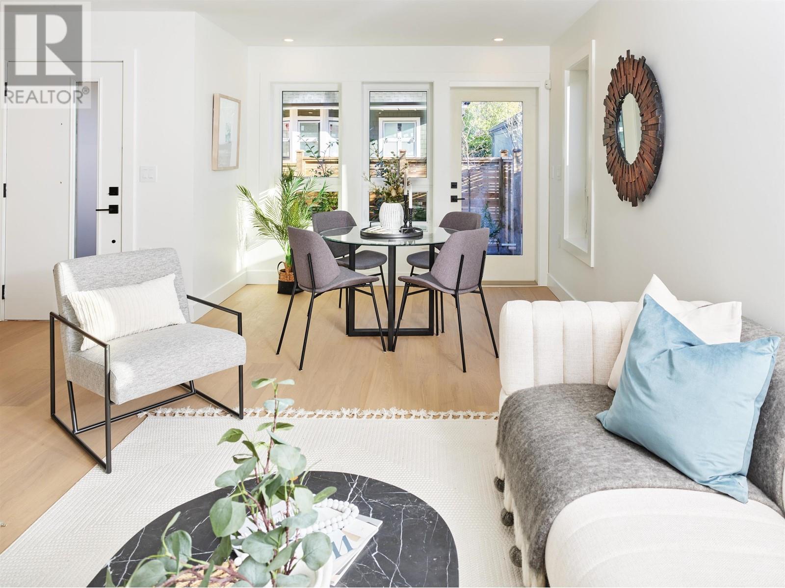 Listing Picture 2 of 32 : D 3381 VICTORIA DRIVE, Vancouver / 溫哥華 - 魯藝地產 Yvonne Lu Group - MLS Medallion Club Member