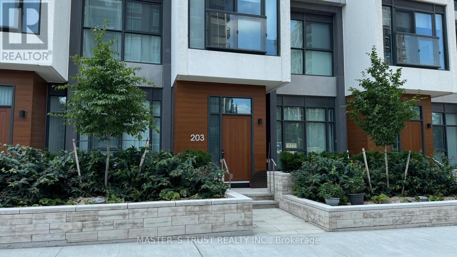 Property at 203 - 30 INN ON THE PARK DRIVE image 1
