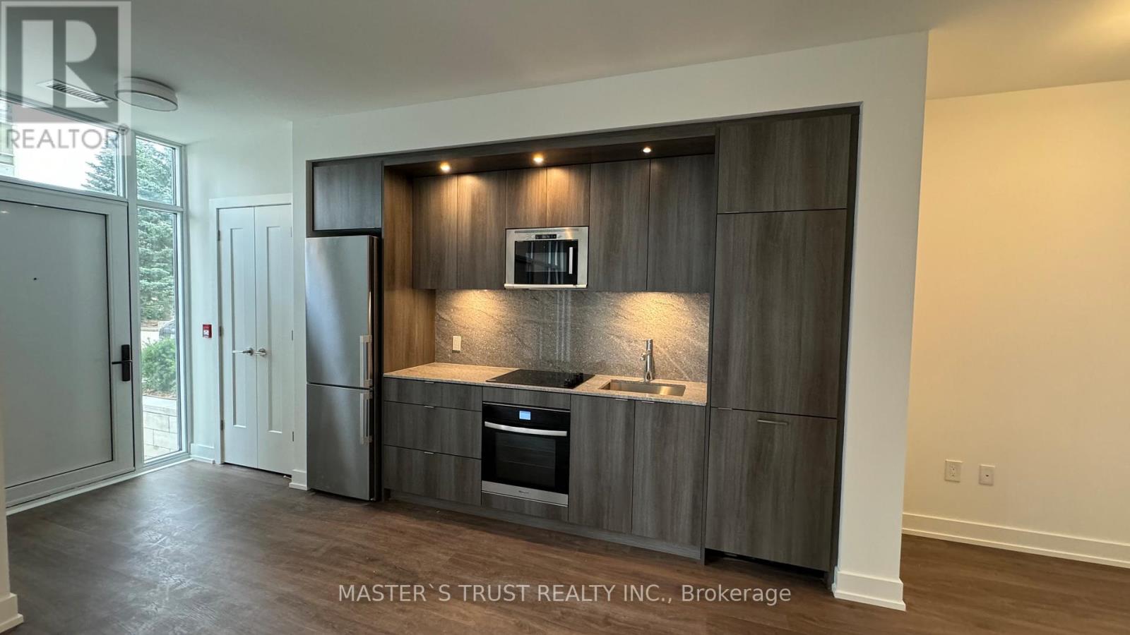203 - 30 Inn On The Park Drive, Toronto, Ontario  M3C 0P7 - Photo 16 - C11956607