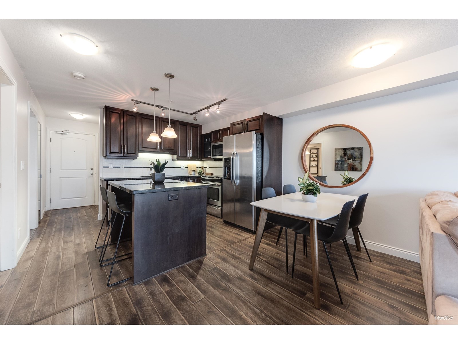 Property at 211 19939 55A AVENUE image 4