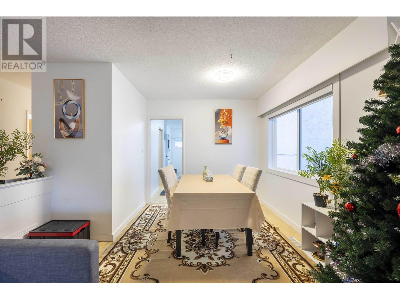 Listing Picture 4 of 17 : 6716 ROSS STREET, Vancouver / 溫哥華 - 魯藝地產 Yvonne Lu Group - MLS Medallion Club Member