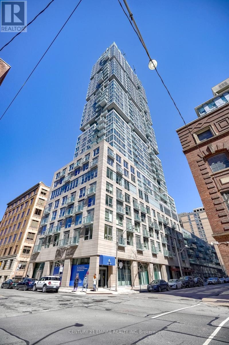 325 - 30 NELSON STREET, Toronto, Ontario