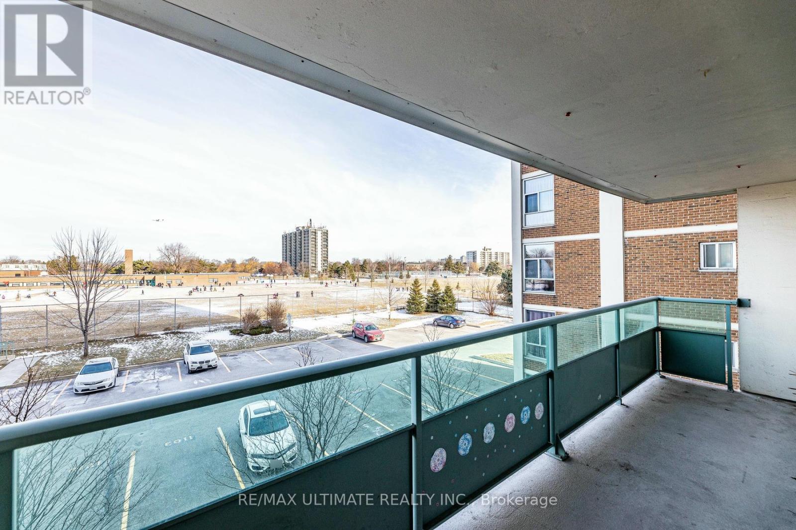 302 - 44 Longbourne Drive, Toronto, Ontario  M9R 2M7 - Photo 25 - W11955674