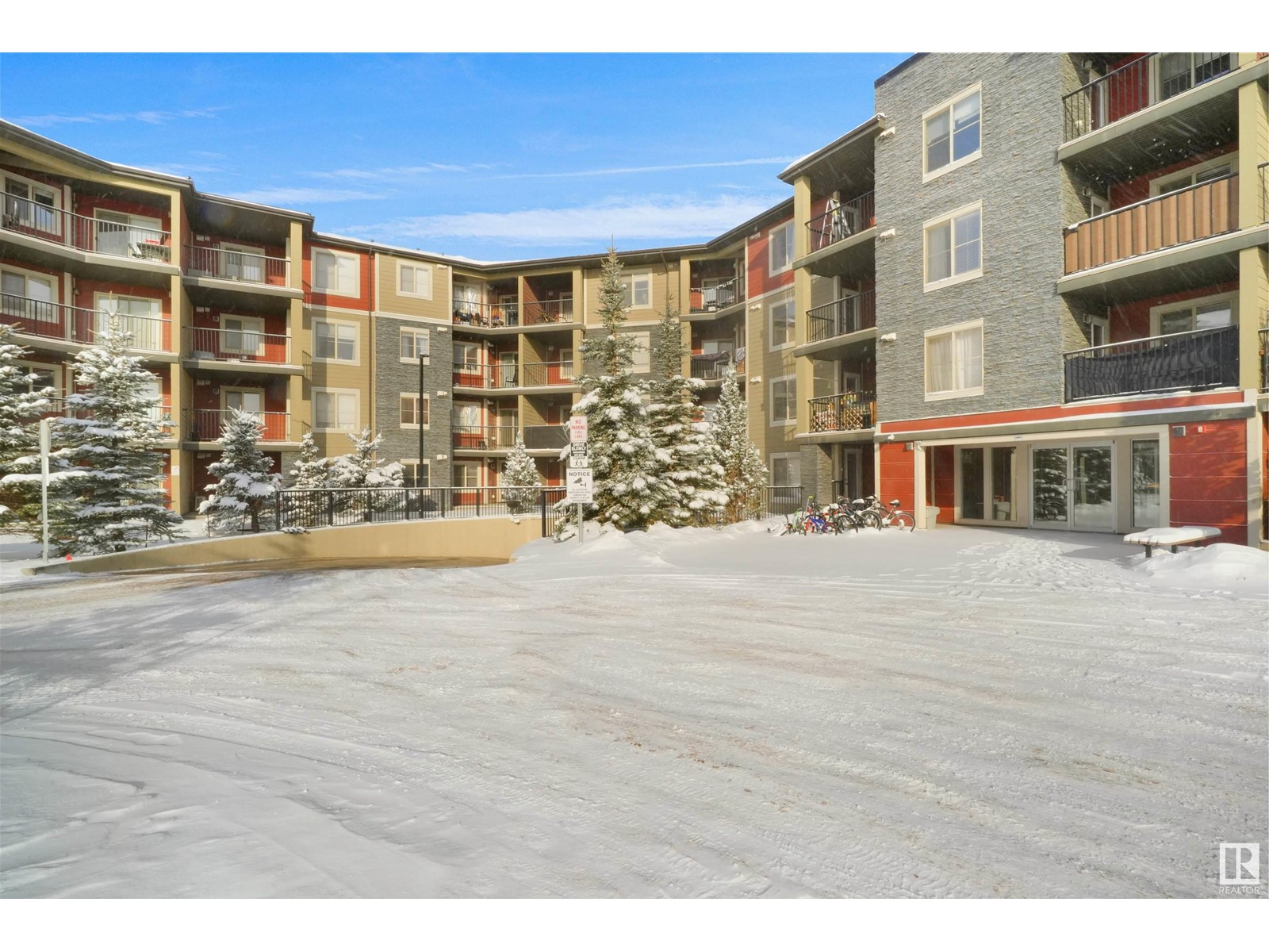 Property at #136 3315 JAMES MOWATT TR SW image 3