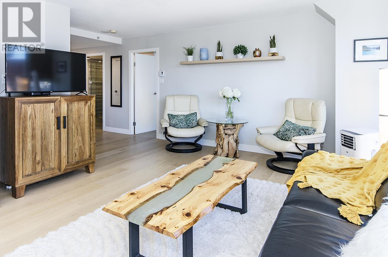 Listing Picture 12 of 36 : 801 1155 HOMER STREET, Vancouver / 溫哥華 - 魯藝地產 Yvonne Lu Group - MLS Medallion Club Member