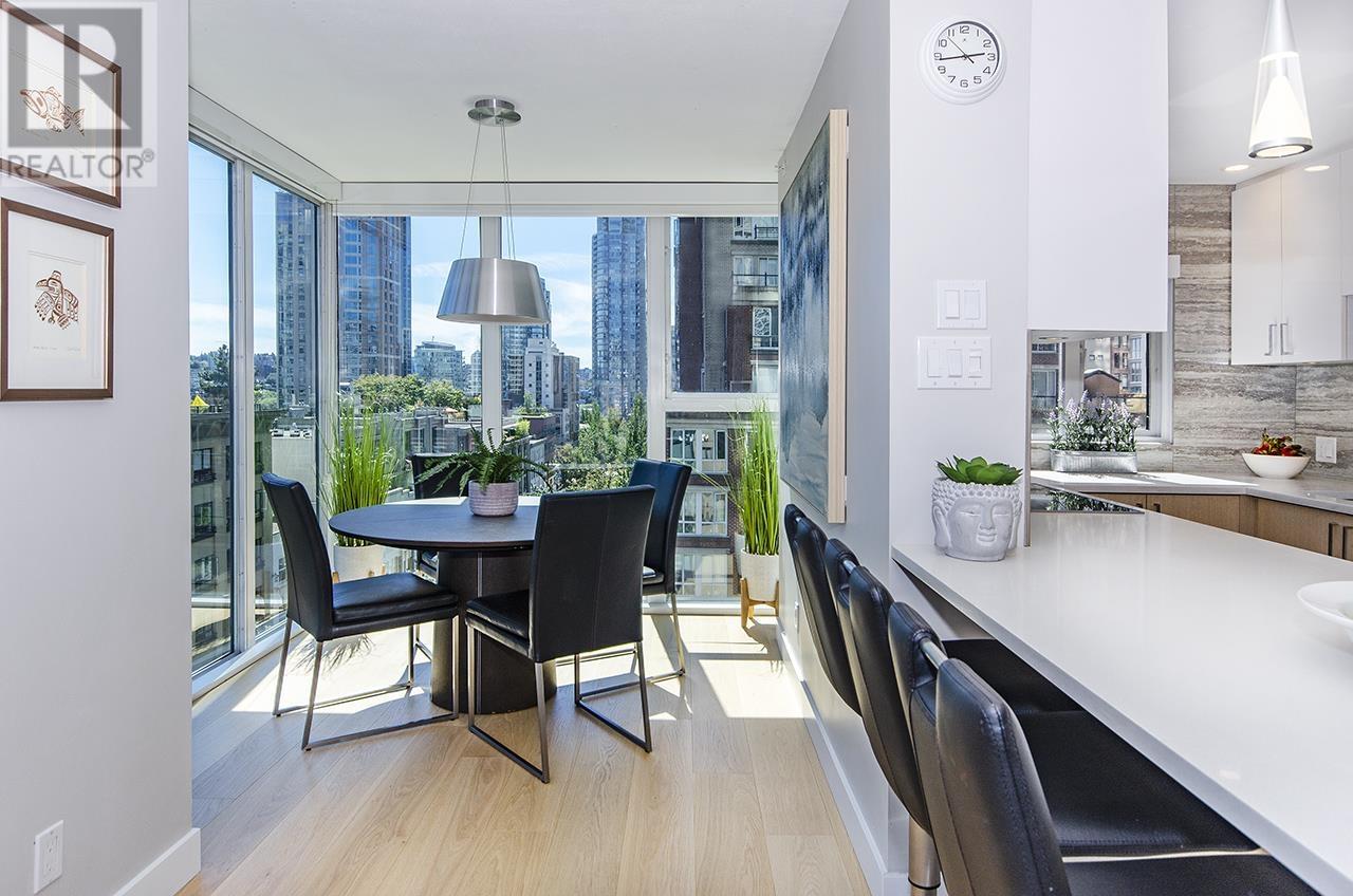 Listing Picture 3 of 36 : 801 1155 HOMER STREET, Vancouver / 溫哥華 - 魯藝地產 Yvonne Lu Group - MLS Medallion Club Member