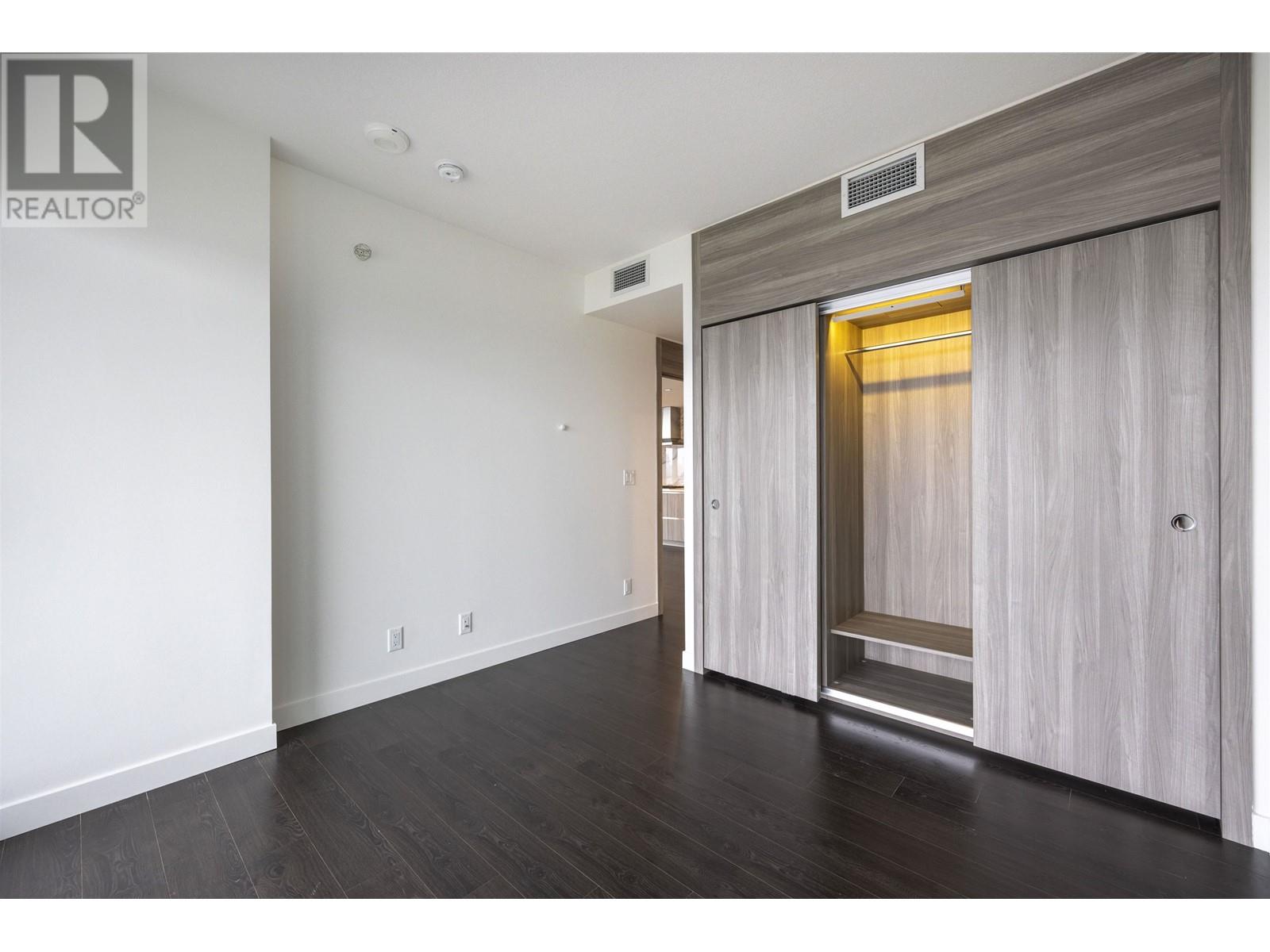 2009 4880 Lougheed Highway, Burnaby, British Columbia  V5C 0N2 - Photo 14 - R2963188