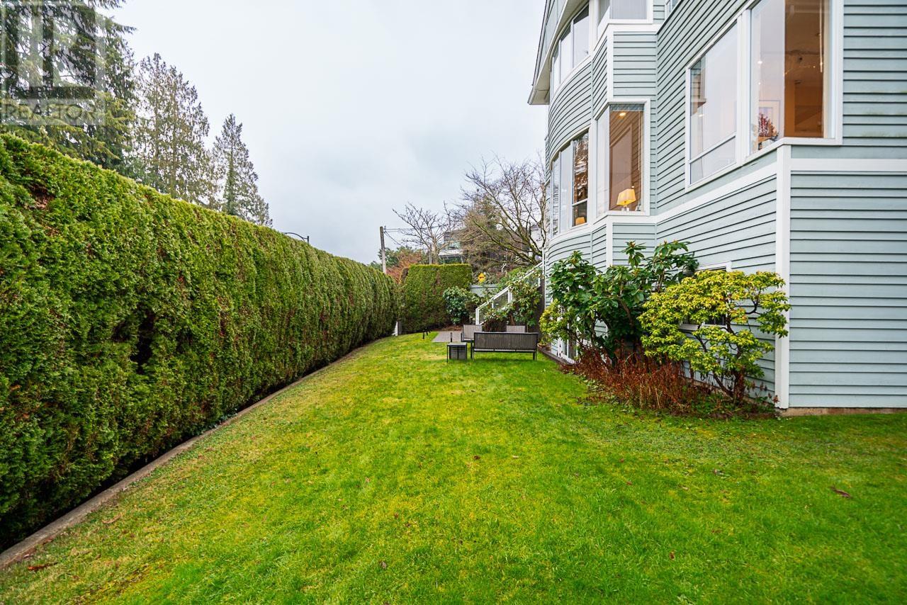 4439 Puget Drive, Vancouver, British Columbia  V6L 2V7 - Photo 33 - R2963740