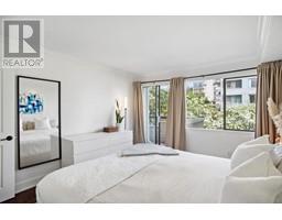 309 1363 CLYDE AVENUE