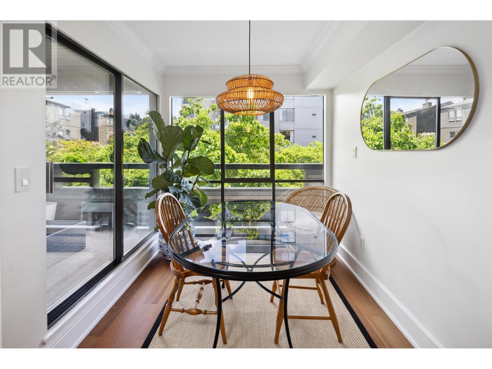 309 1363 CLYDE AVENUE