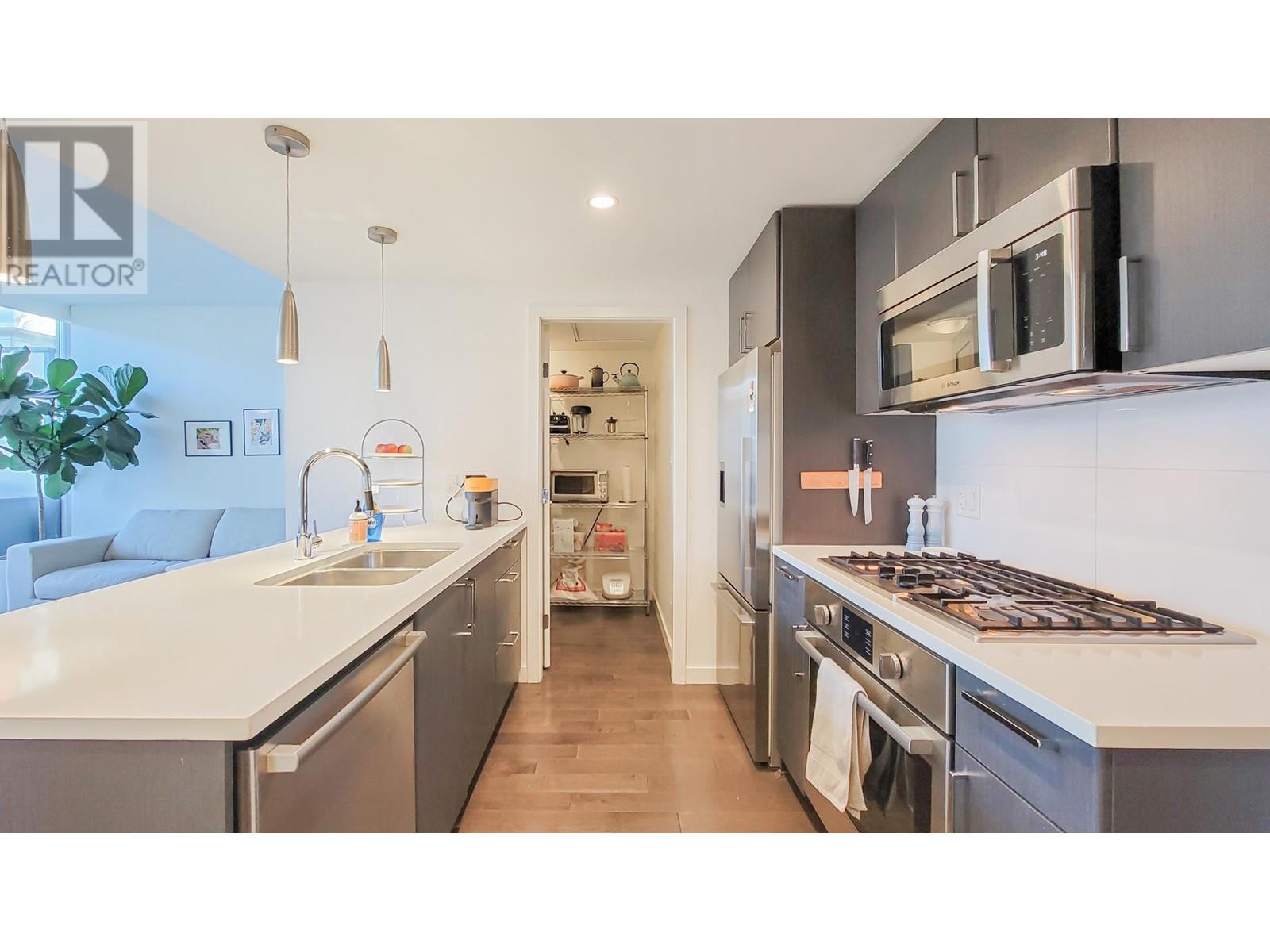 615 38 W 1st Avenue, Vancouver, British Columbia  V5Y 0K3 - Photo 5 - R2963707