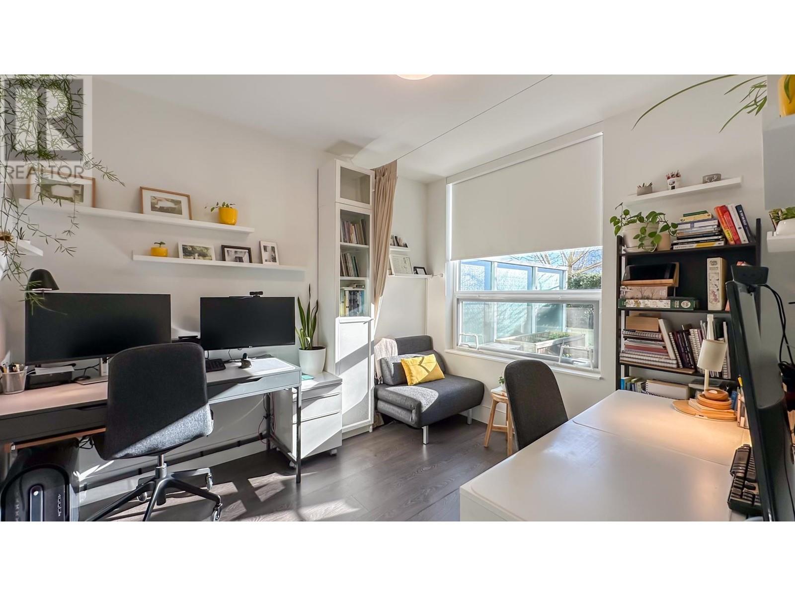 Listing Picture 13 of 31 : 409 6900 PEARSON WAY, Richmond / 烈治文 - 魯藝地產 Yvonne Lu Group - MLS Medallion Club Member
