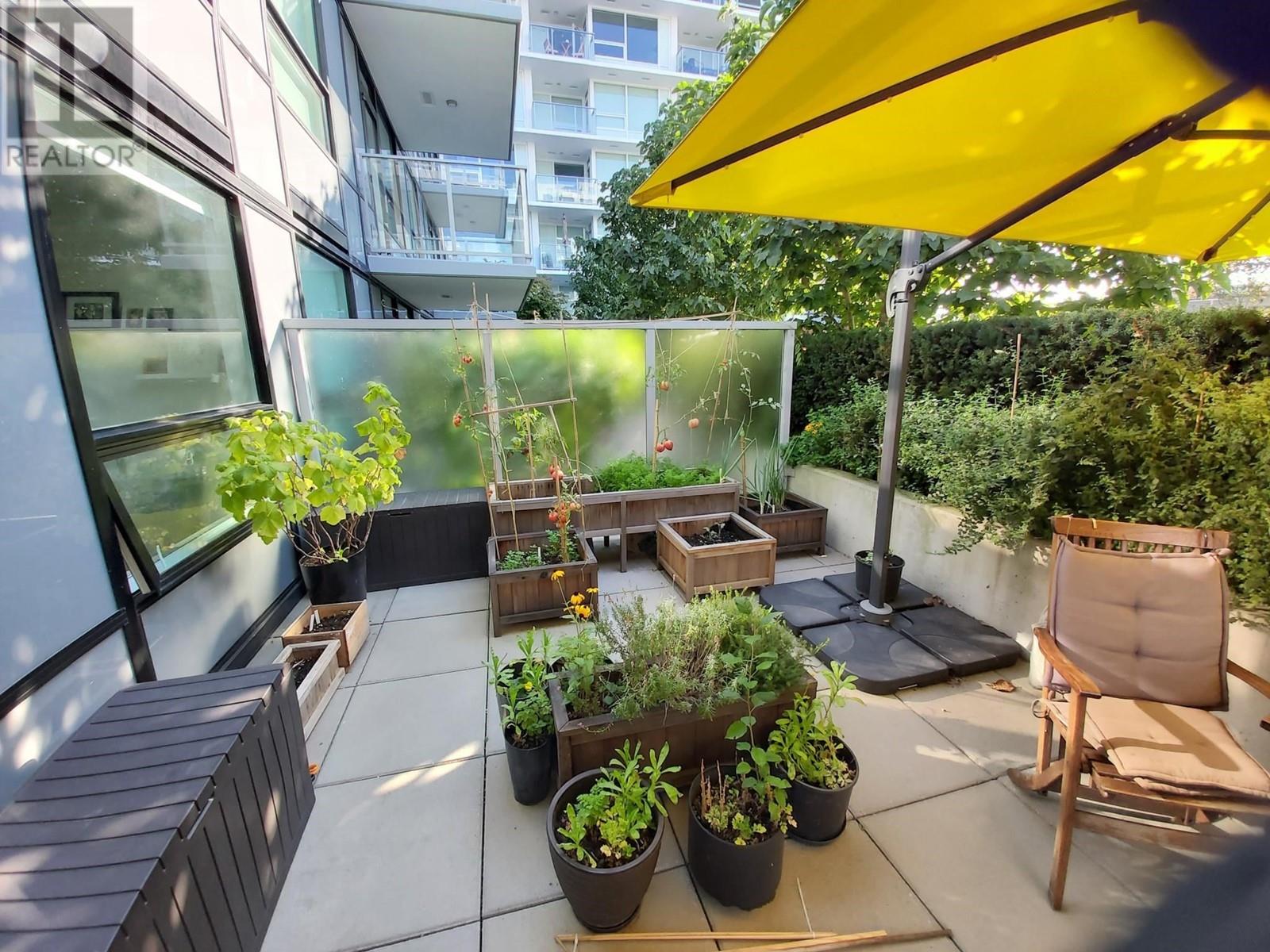 Listing Picture 31 of 31 : 409 6900 PEARSON WAY, Richmond / 烈治文 - 魯藝地產 Yvonne Lu Group - MLS Medallion Club Member
