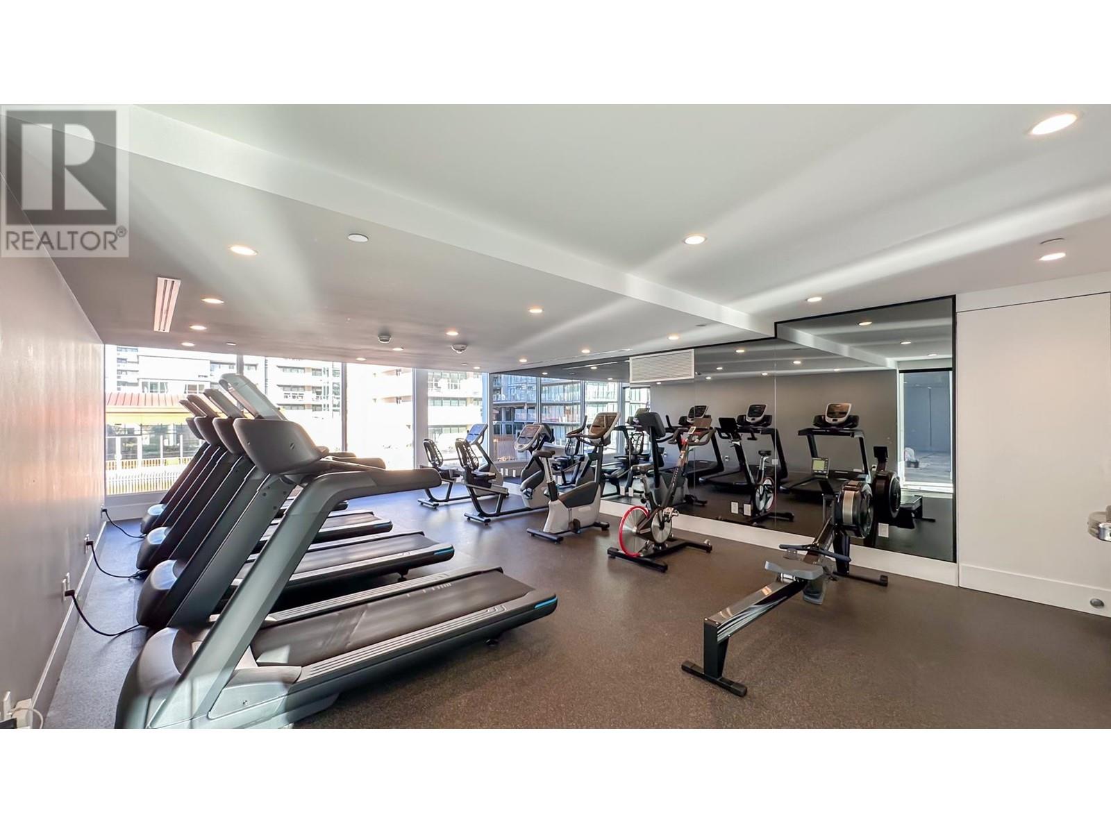 Listing Picture 19 of 31 : 409 6900 PEARSON WAY, Richmond / 烈治文 - 魯藝地產 Yvonne Lu Group - MLS Medallion Club Member
