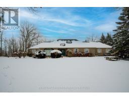 9910 WHITE CHURCH ROAD W, Hamilton, Ontario