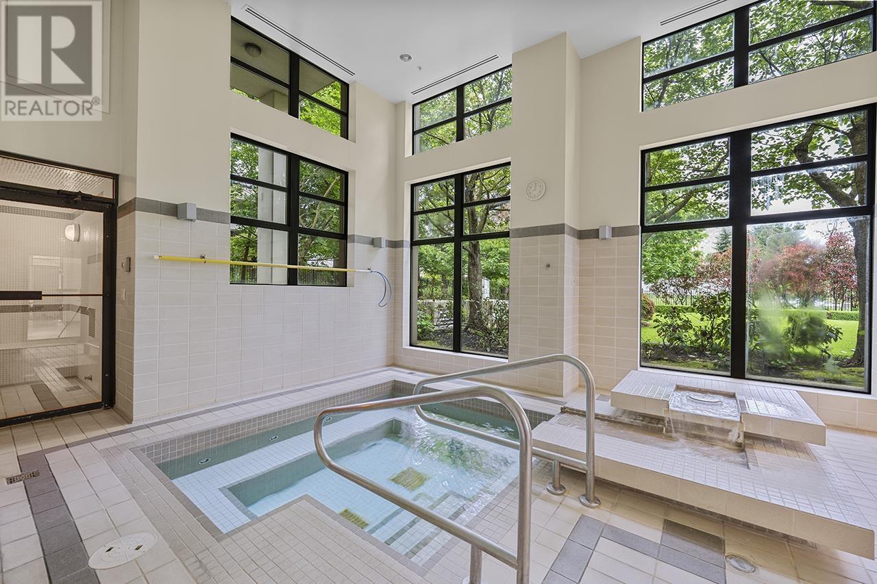 Listing Picture 7 of 35 : 1503 4333 CENTRAL BOULEVARD, Burnaby / 本拿比 - 魯藝地產 Yvonne Lu Group - MLS Medallion Club Member