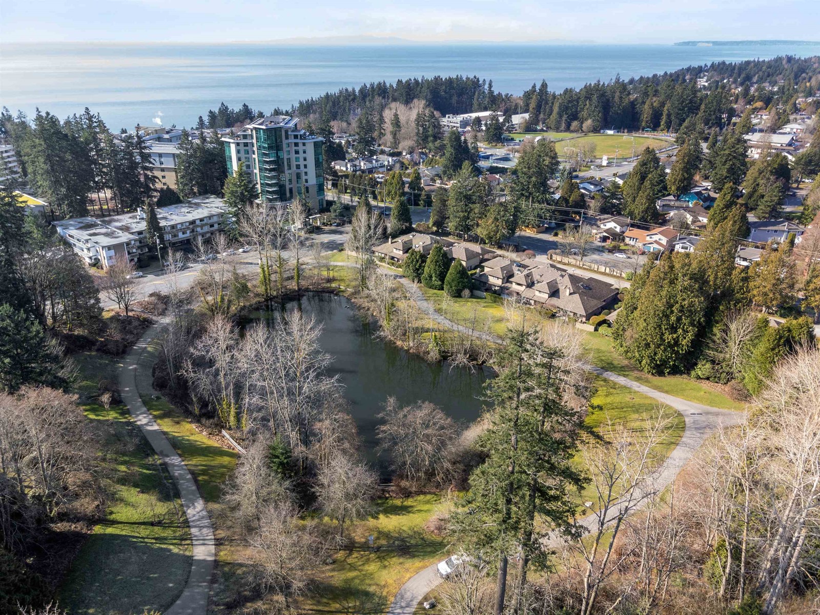 903 14824 North Bluff Road, White Rock, British Columbia  V4B 3E2 - Photo 33 - R2962966