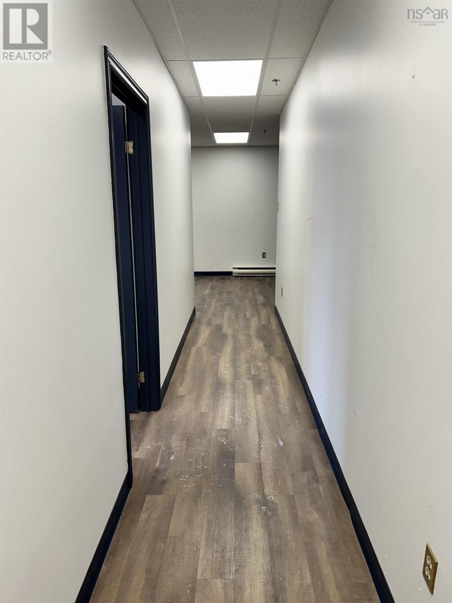 6300 Lady Hammond Road, Halifax, Nova Scotia  B3K 2R6 - Photo 9 - 202502267