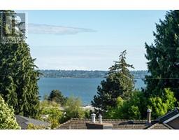 2436 MATHERS AVENUE, West Vancouver, British Columbia