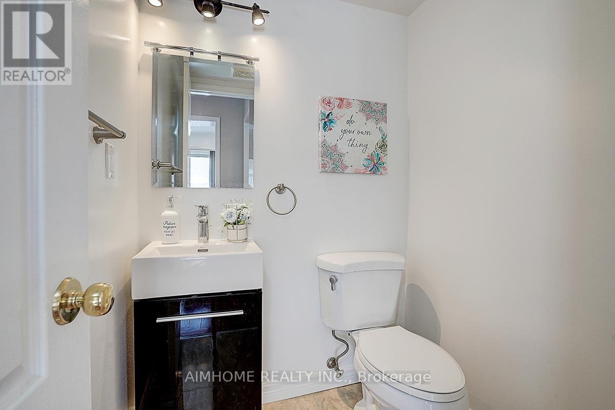 61 Sarum Crescent S, Markham, Ontario  L6C 2M7 - Photo 21 - N11956787