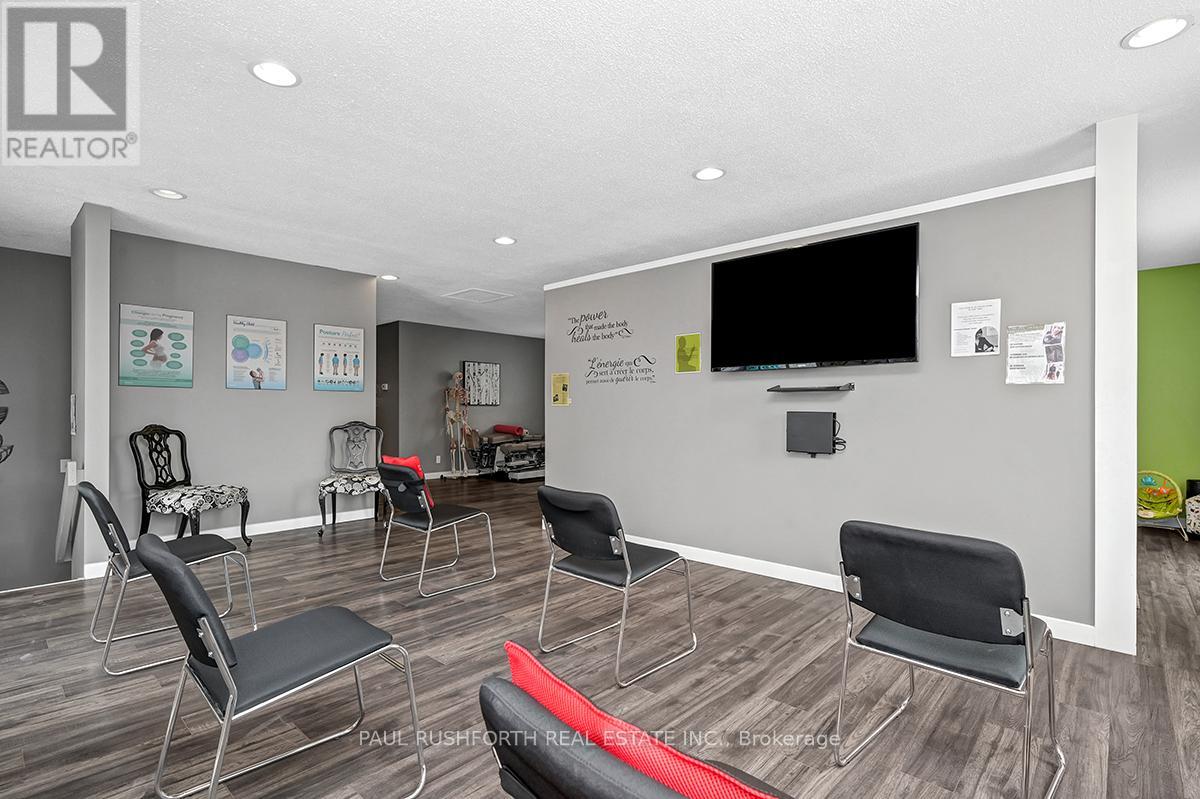 2054 St. Joseph Boulevard, Ottawa, Ontario  K1C 1E6 - Photo 9 - X11956943