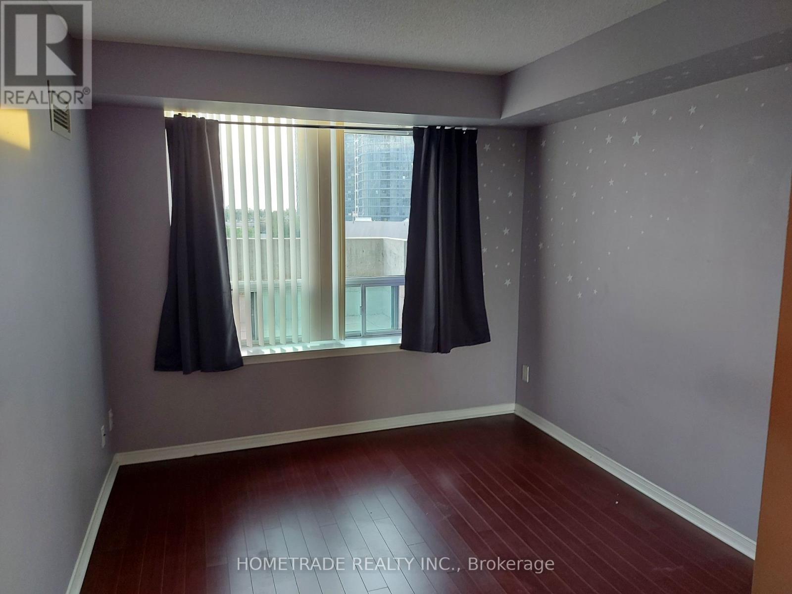 510 - 9 Michael Power Place, Toronto, Ontario  M9A 0A5 - Photo 5 - W11956924