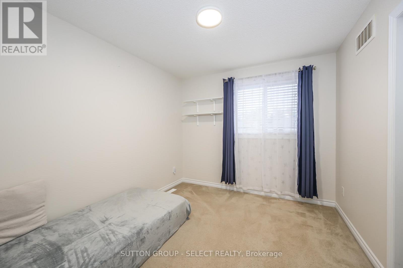 Photo 21 of 36 for 908 Blythwood Road