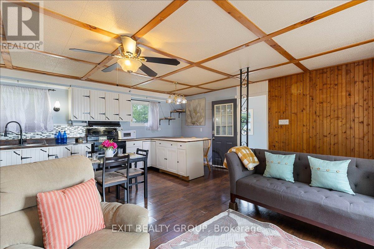 82 Outlet Road, Prince Edward County, Ontario  K0K 1P0 - Photo 15 - X11957032