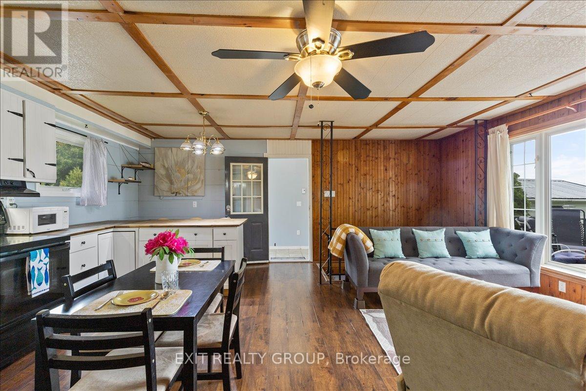 82 Outlet Road, Prince Edward County, Ontario  K0K 1P0 - Photo 16 - X11957032