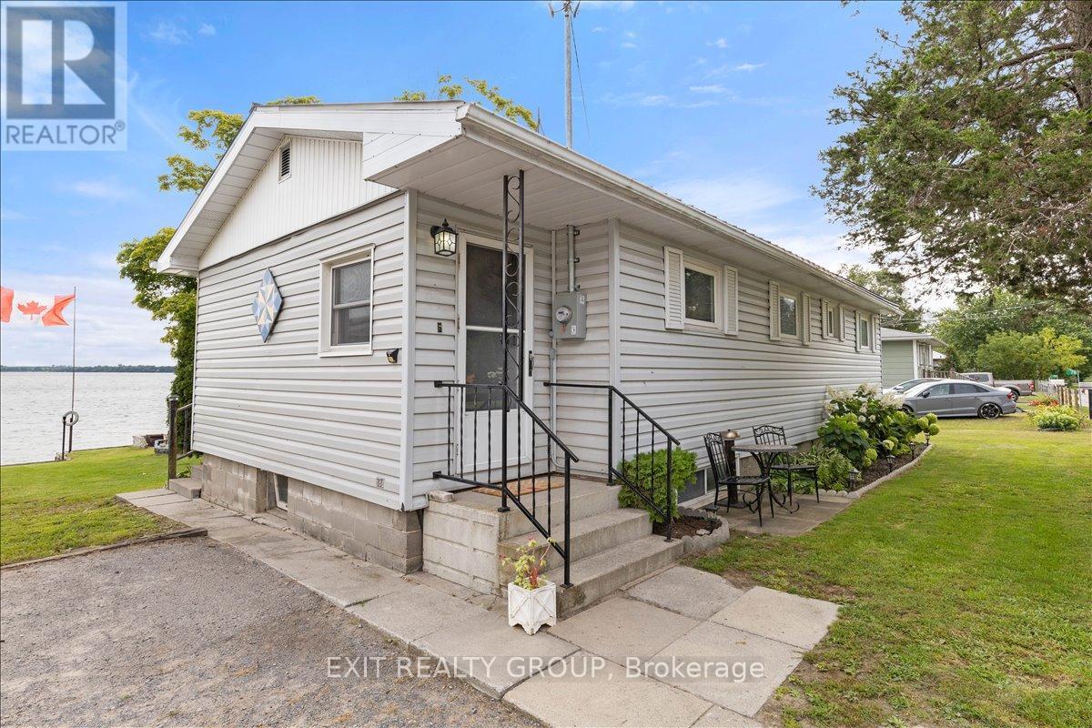 82 Outlet Road, Prince Edward County, Ontario  K0K 1P0 - Photo 3 - X11957032