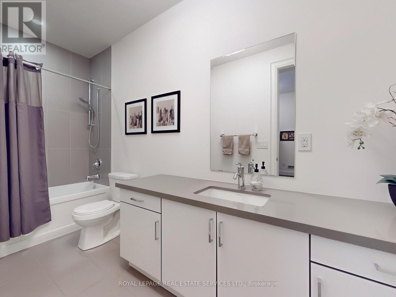 696 Glengrove Avenue, Toronto, Ontario  M6B 3J7 - Photo 33 - C11957058