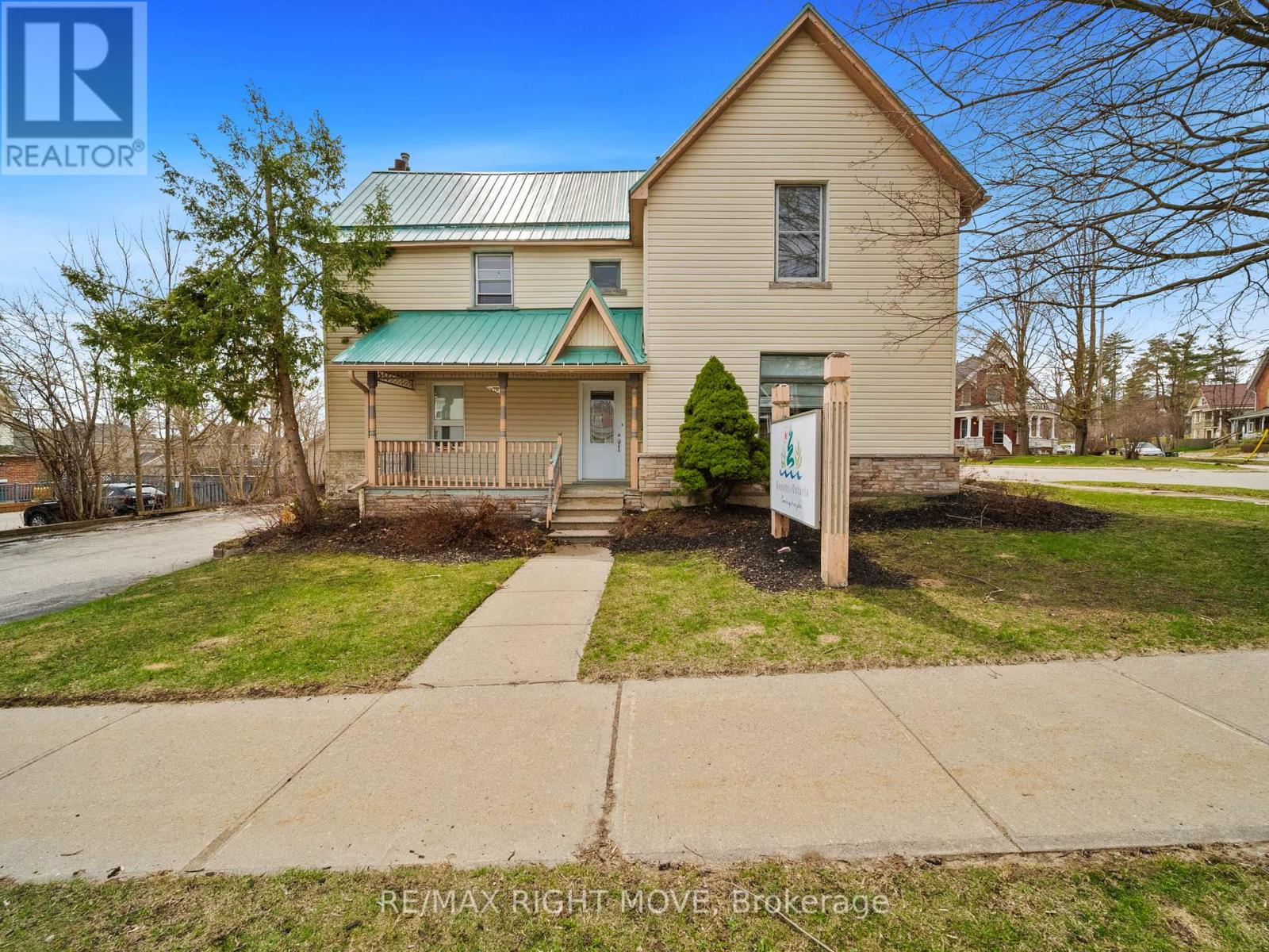 29 ALBERT STREET N, orillia, Ontario