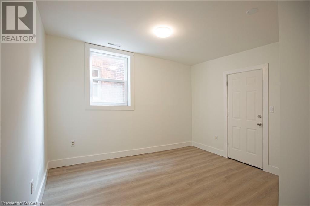 49 Fairleigh Avenue S, Hamilton, Ontario  L8M 2K1 - Photo 9 - 40695401