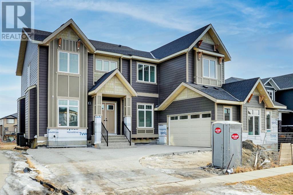 154 Canoe Crescent SW, airdrie, Alberta