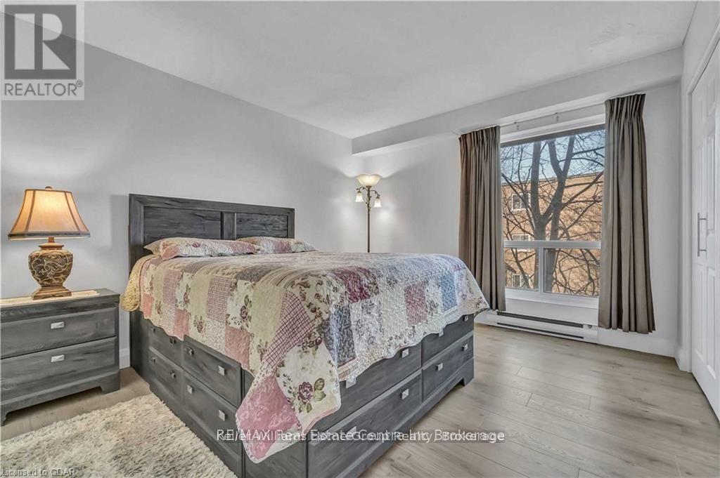 205 - 358 Waterloo Avenue, Guelph, Ontario  N1H 7Y3 - Photo 6 - X11957440