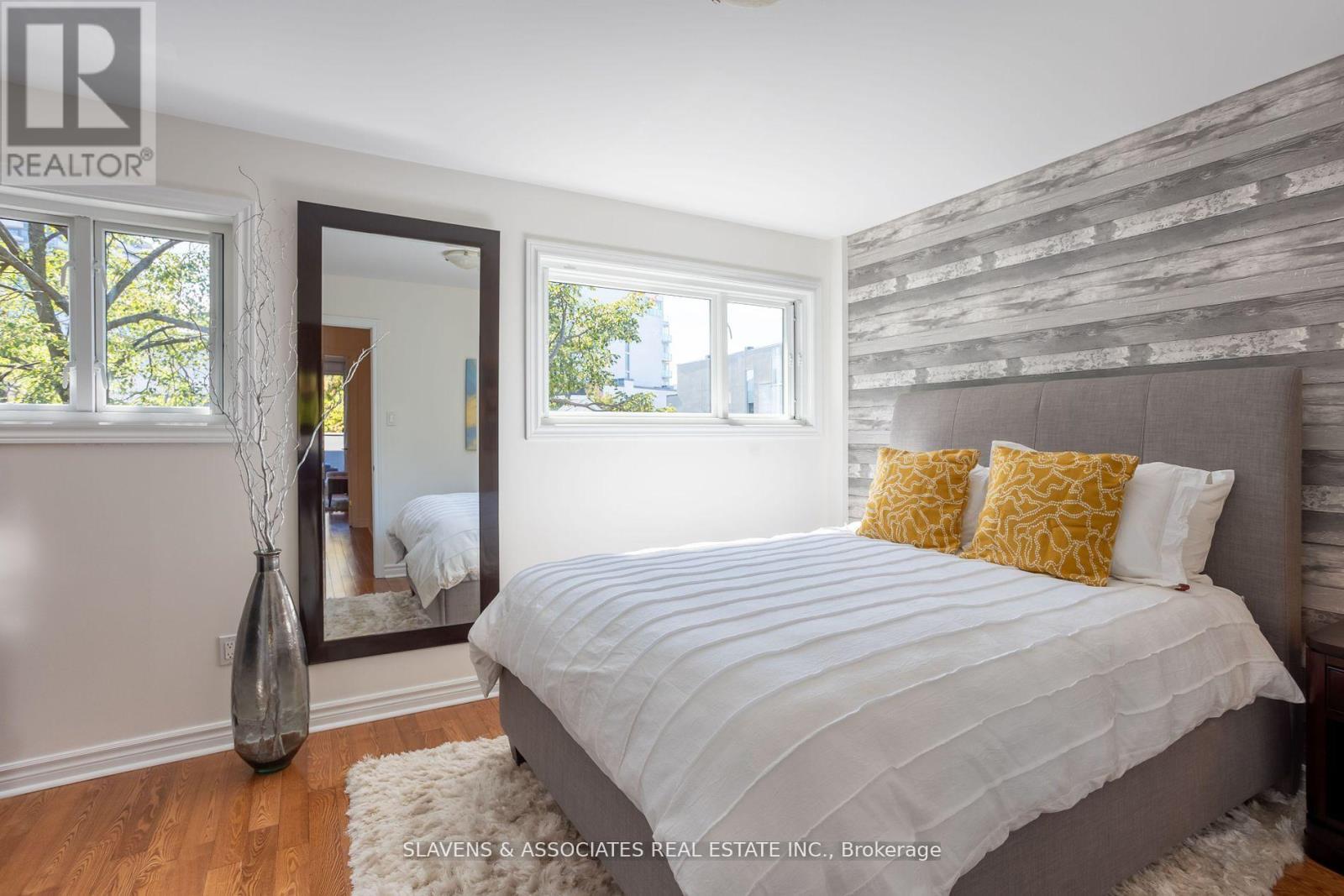 Main - 108 Dupont Street, Toronto, Ontario  M5R 1V2 - Photo 8 - C11957305