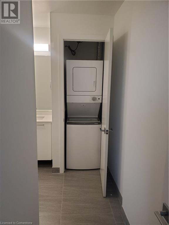 467 Charlton Avenue East Avenue E Unit# 207, Hamilton, Ontario  L8N 0B3 - Photo 12 - 40695830