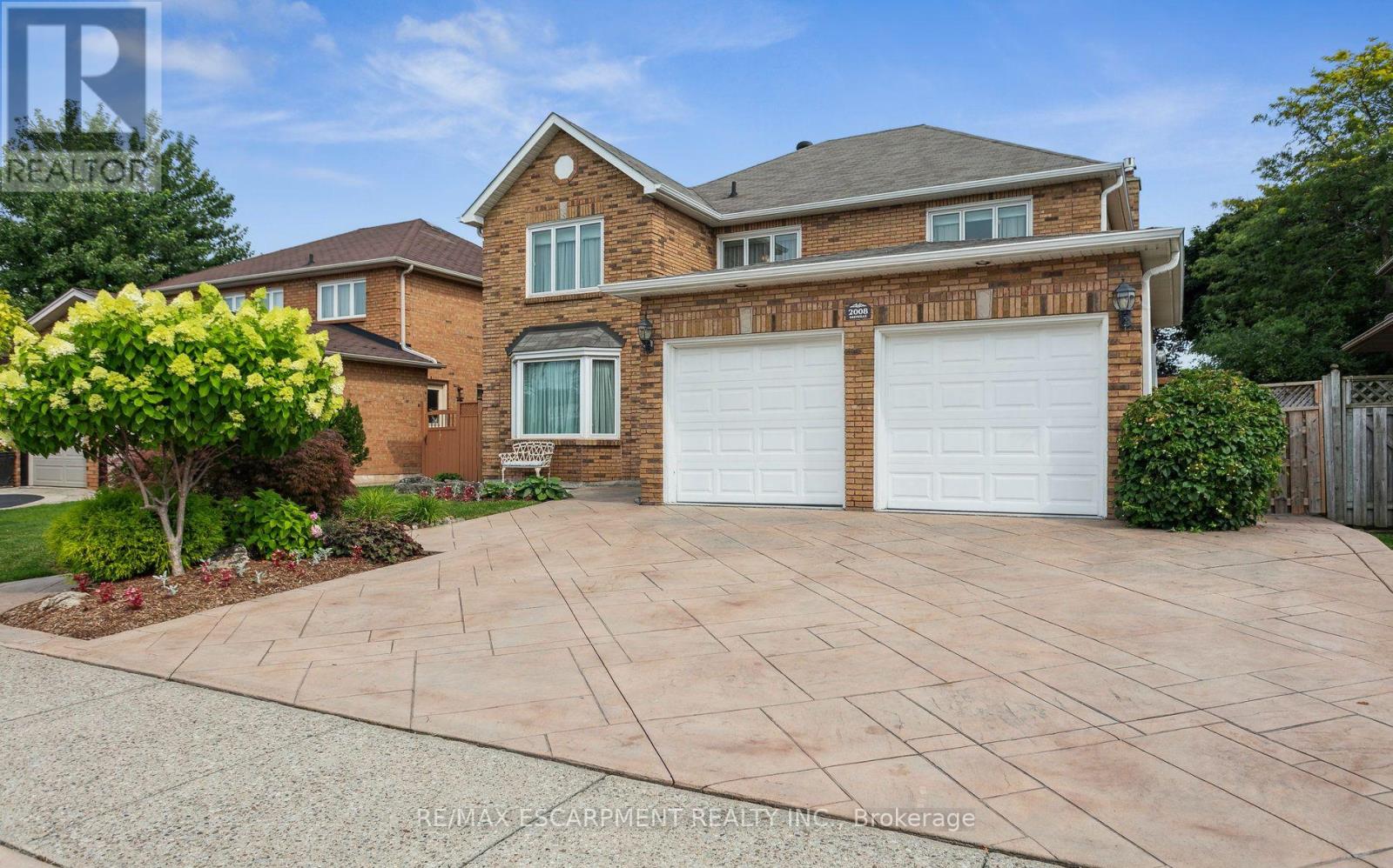 2008 GRENVILLE DRIVE, Oakville, Ontario