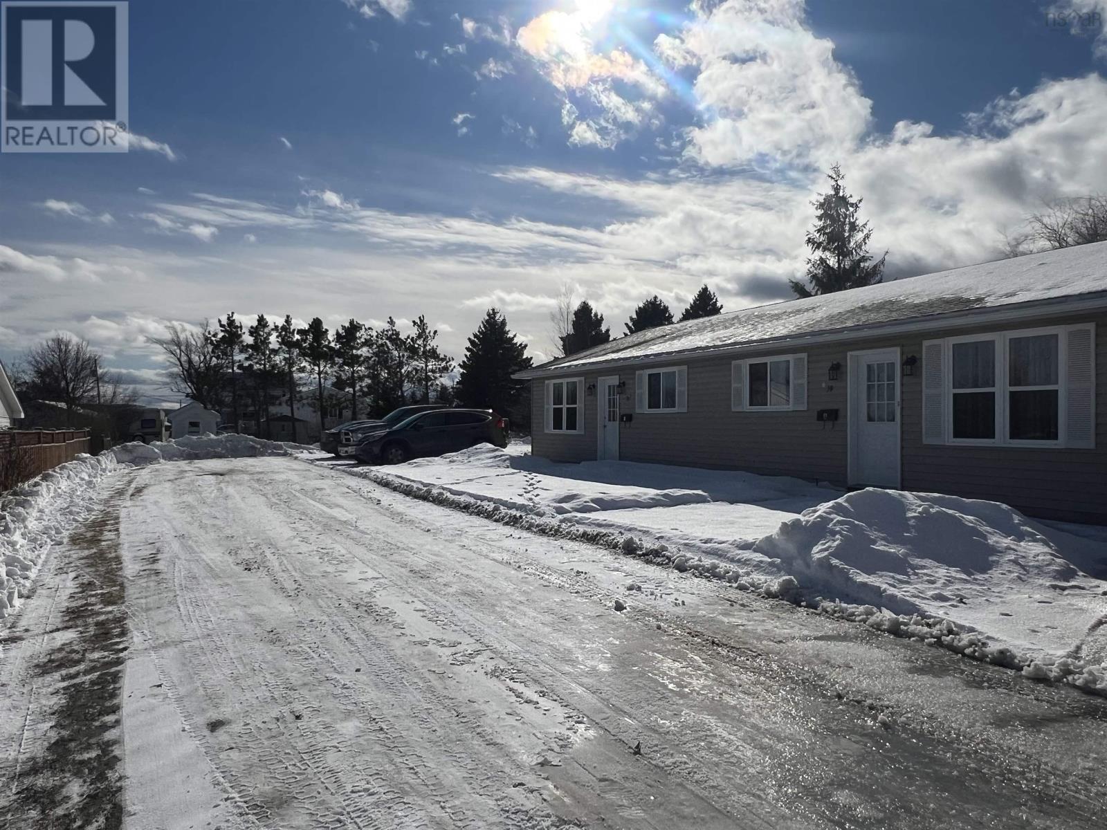 Property at 39 Emmanuel Street image 5