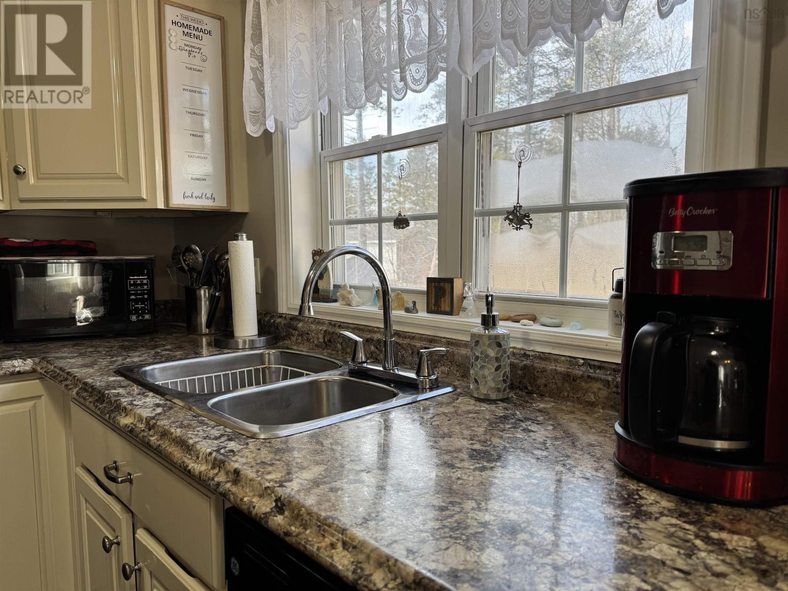 7 Forest Park Drive, Upper Brookside, Nova Scotia  B6L 2H1 - Photo 7 - 202502329