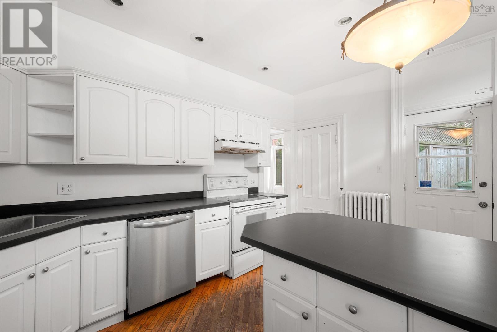 5312 South Street, Halifax Peninsula, Nova Scotia  B3J 1A4 - Photo 9 - 202502336