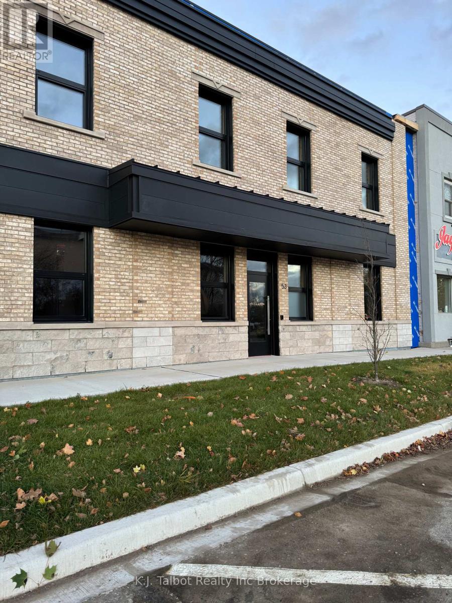 51 KINGSTON STREET, goderich (goderich (town)), Ontario