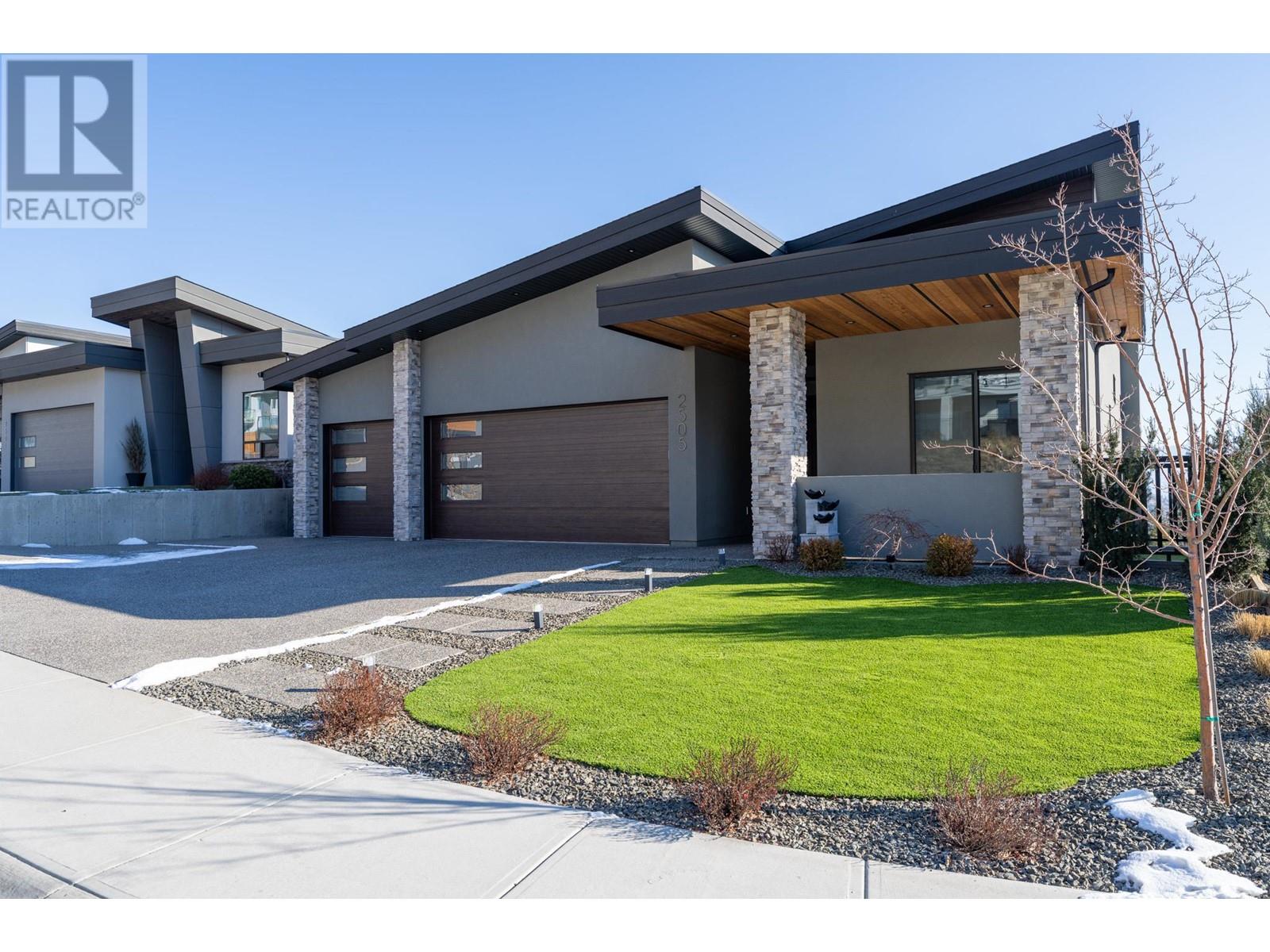 2505 Tallus Heights Drive, West Kelowna, British Columbia
