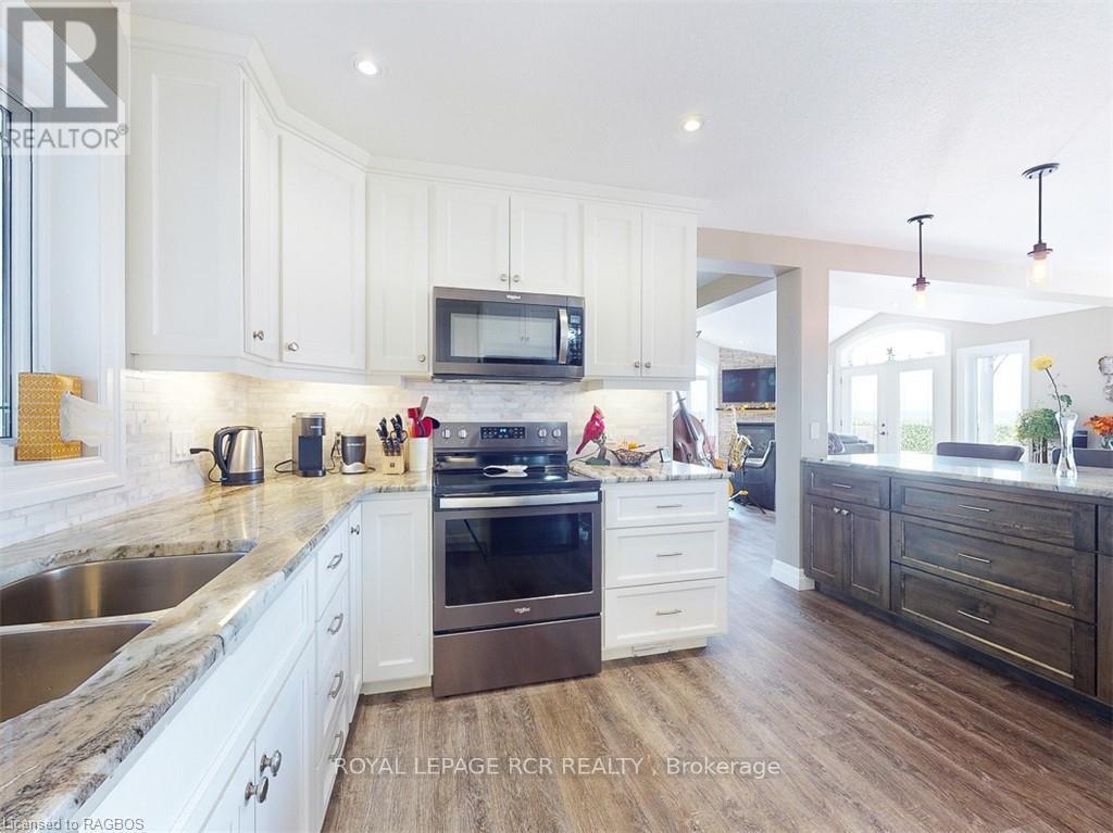 191 Ishwar Drive, Georgian Bluffs, Ontario  N0H 1S0 - Photo 15 - X10846029