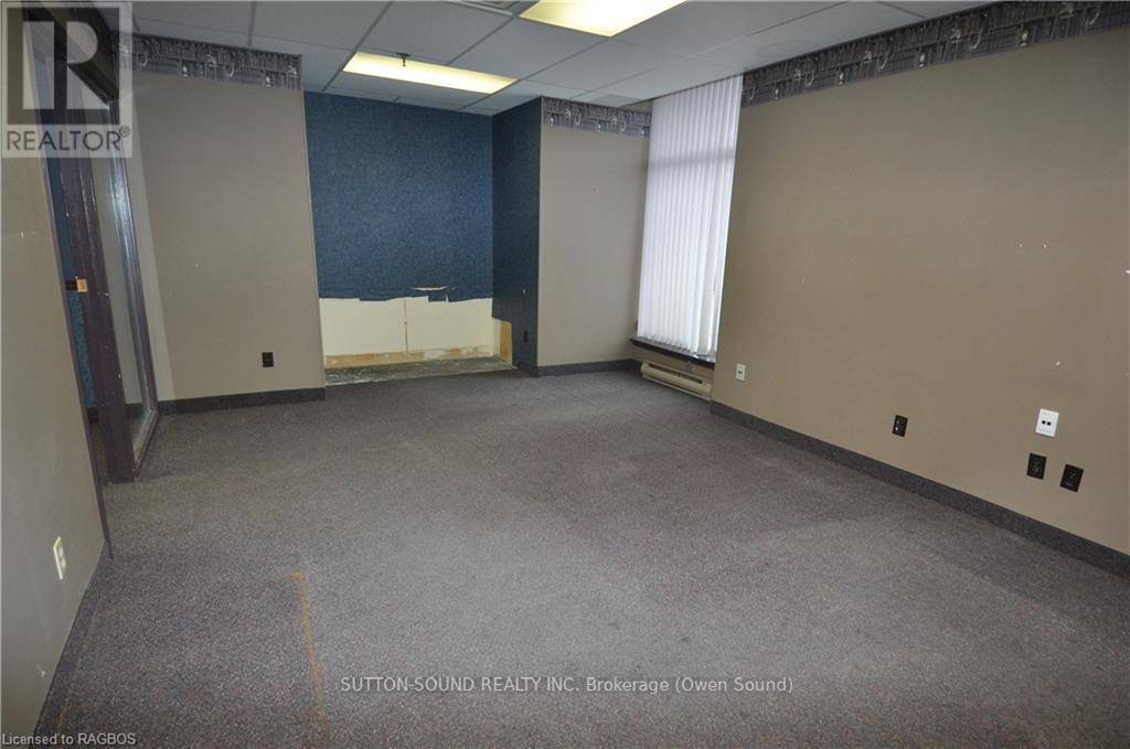 5b - 945 3rd Avenue E, Owen Sound, Ontario  N4K 2K8 - Photo 2 - X10851838