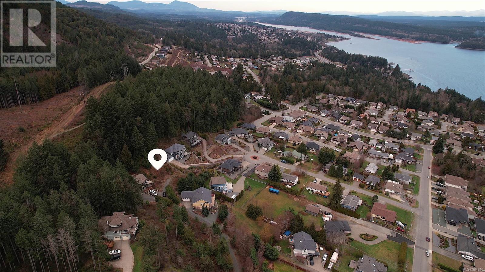 Property at 822 Craig Rd image 4